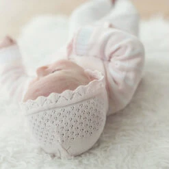 Girls Pointelle Knit Bonnet -Baby Clothing Store feltmanbrothers 15 66376.1642524201